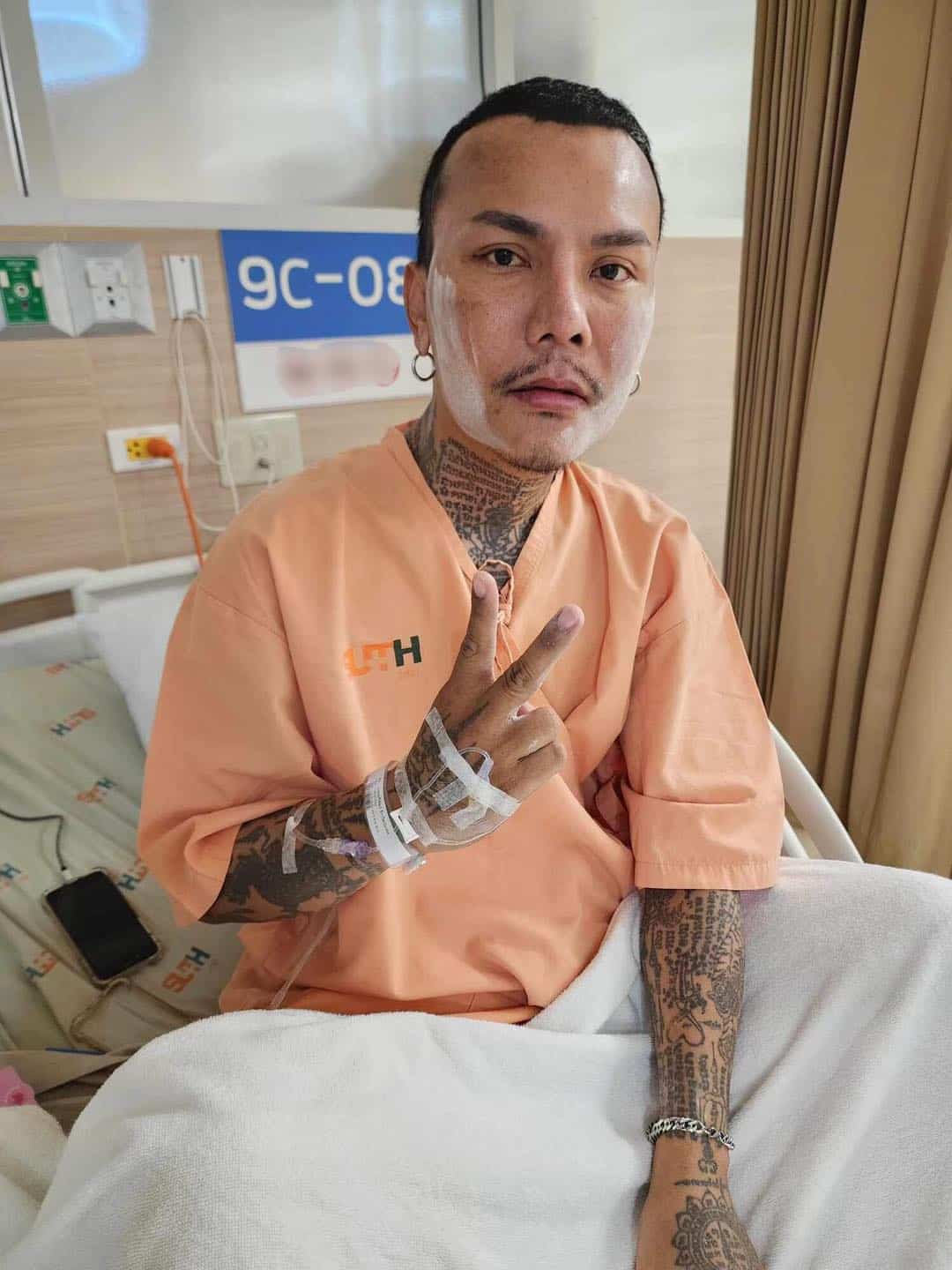 นางฟ้าซาลอน หาเงินรักษาตัวเอง