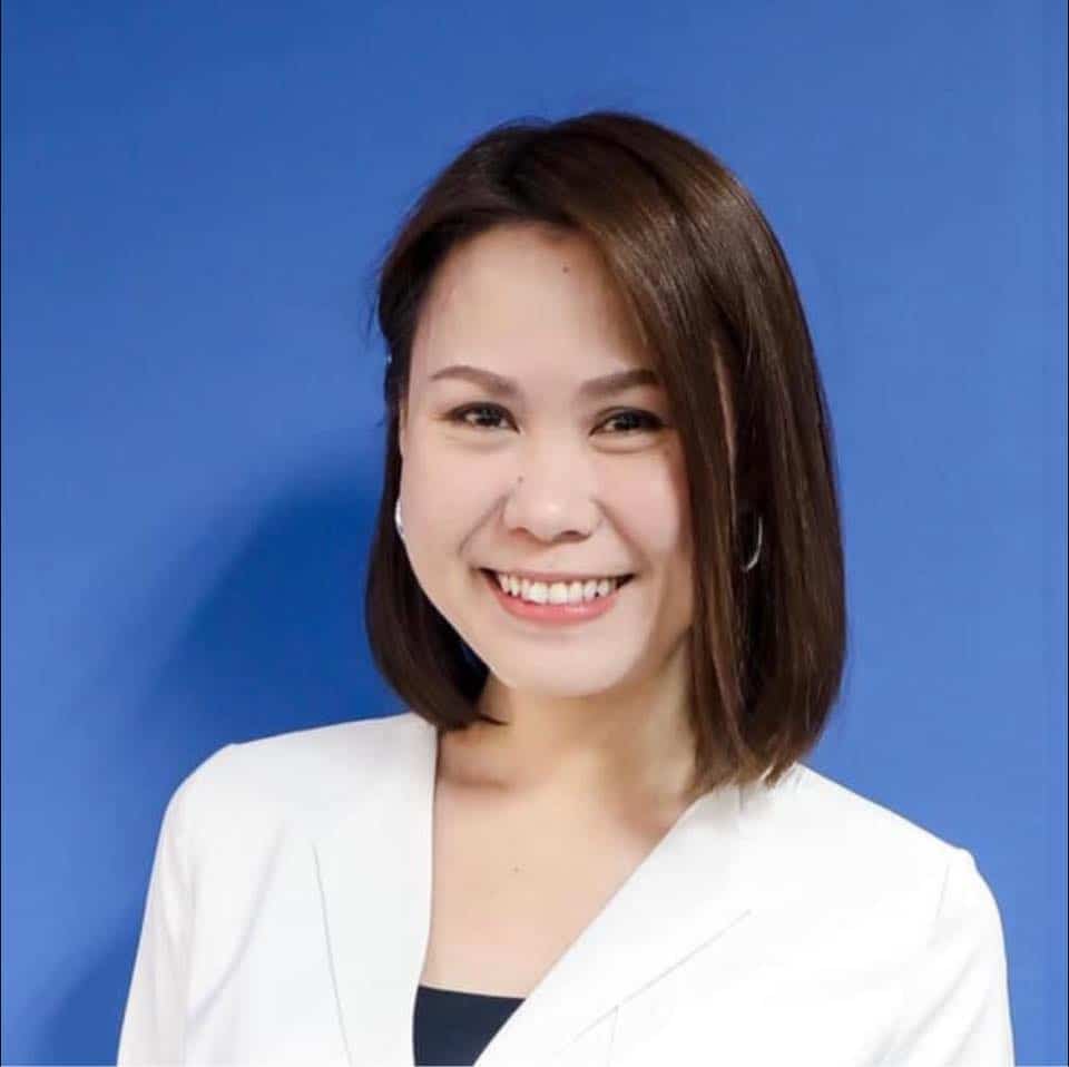 โบว์ ณัฏฐา มหัทธนา โพสต์ตำหนิจุฬา อัญเชิญพระเกี้ยวบนหลังคารถกอล์ฟ