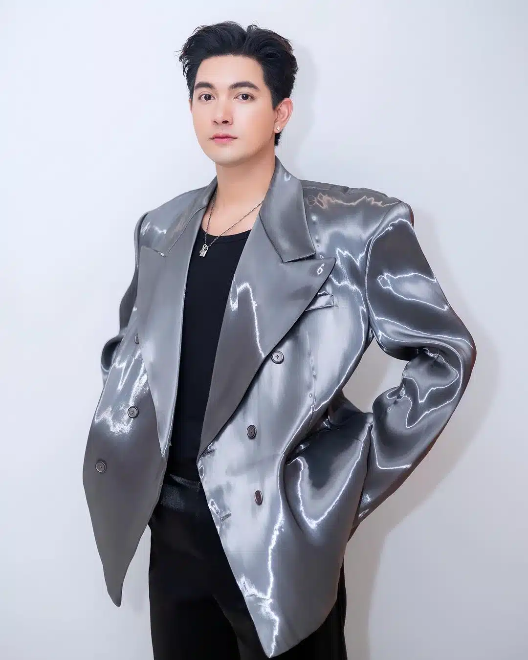 เข้ม หัสวีร์ พระเอกช่อง 7