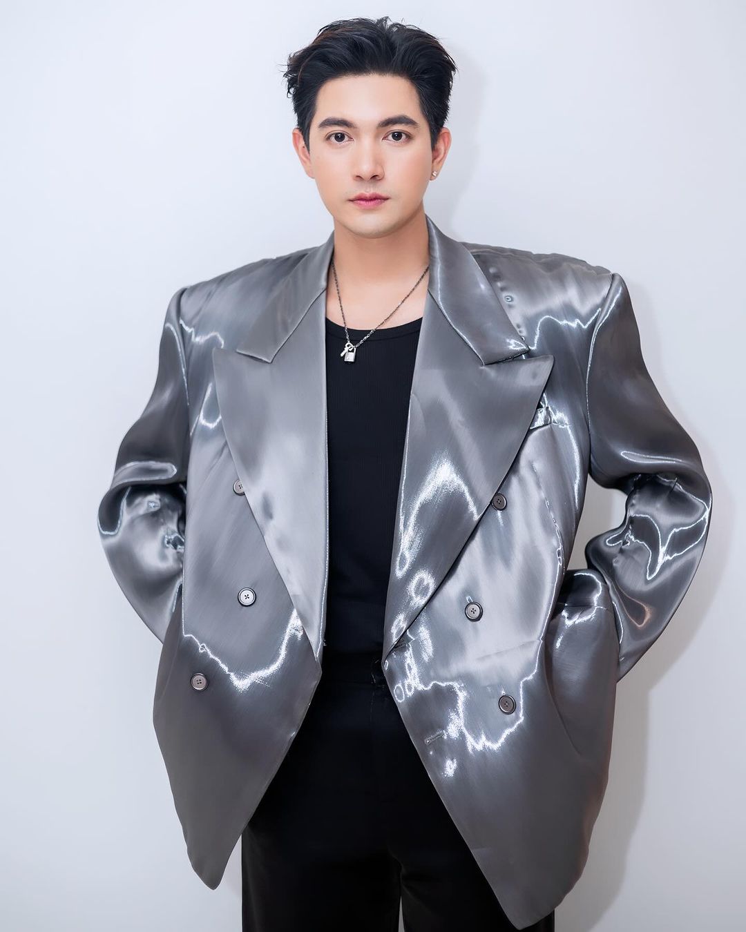 เข้ม หัสวีร์ พระเอกช่อง 7