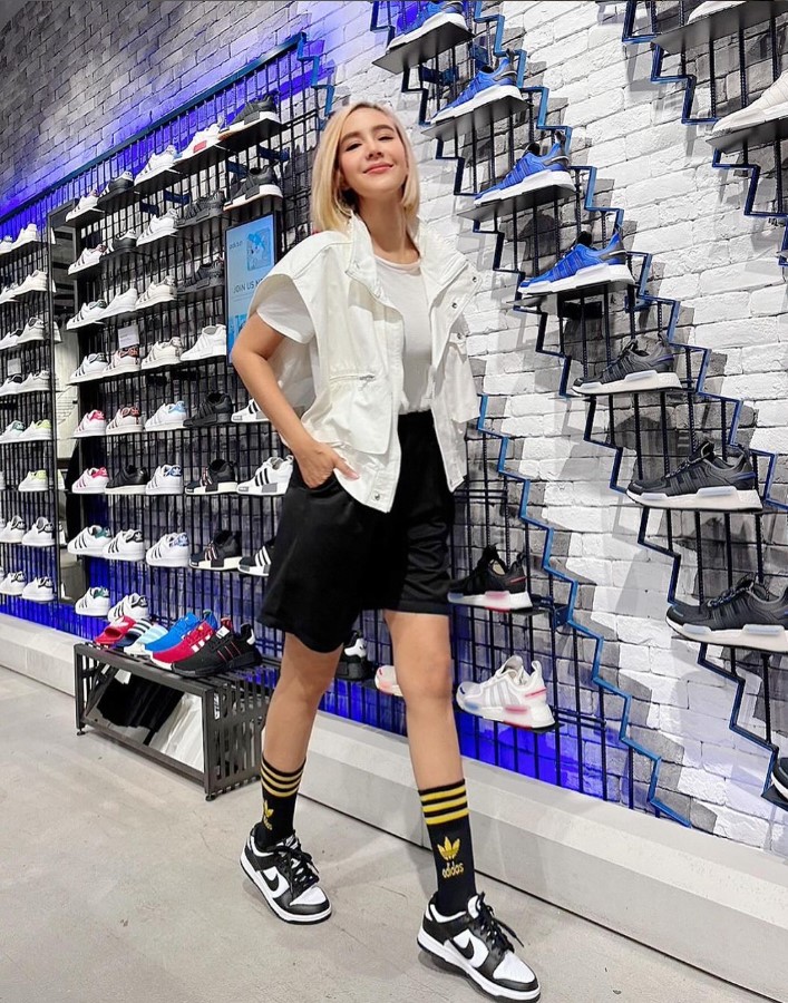 ขวัญ saeneewong บ้านพ่อ