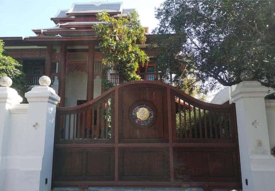 ขายบ้าน สรพงส์ ชาตรี 99 ล้าน