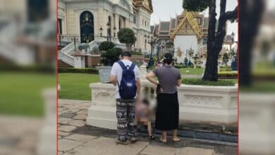 นักท่องเที่ยวจีน ลูกฉี่วัดพระแก้ว