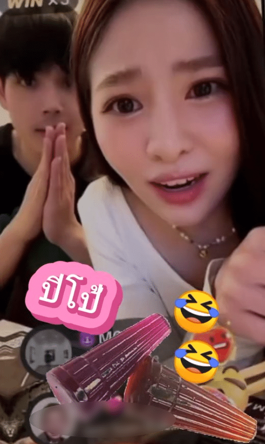 นิกกี้ ยกมือไหว้พ่อ น้องเปียโน