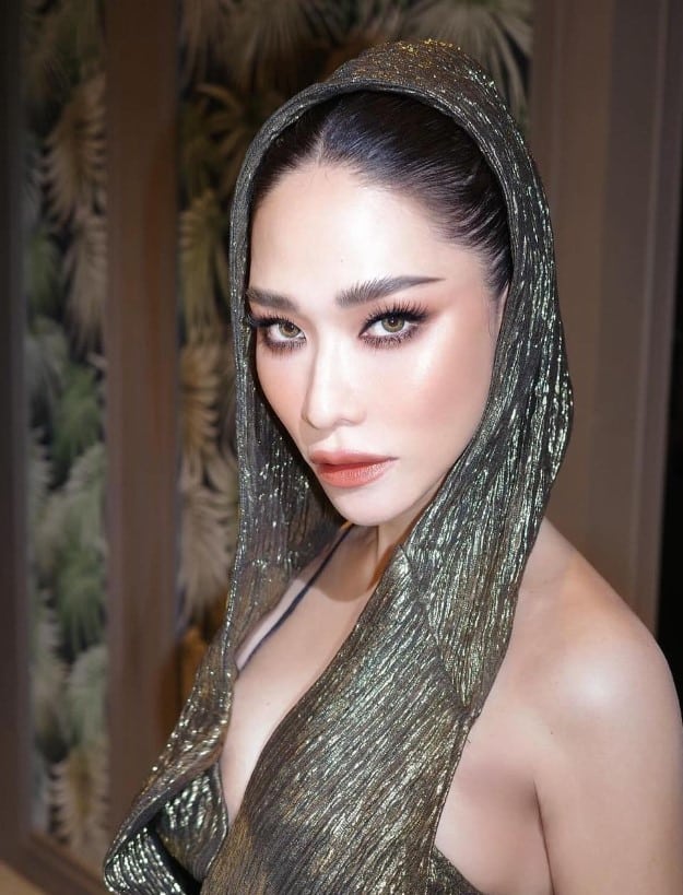 พลอย เฌอมาลย์ ปลดผู้จัดการส่วนตัวฟ้าผ่า คนเดียวกับ ลิเดีย