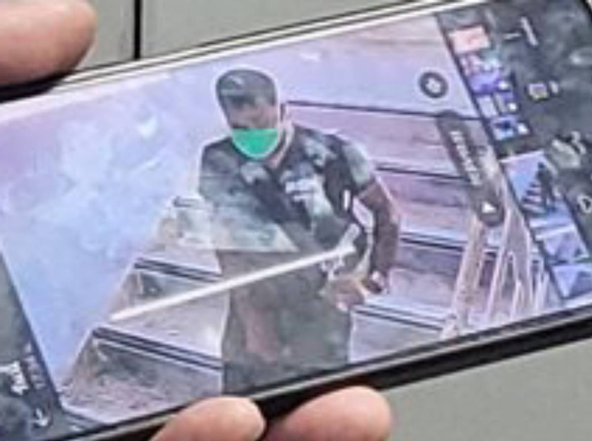 ชายตามสะกดรอยนักเรียนหญิงม. 3