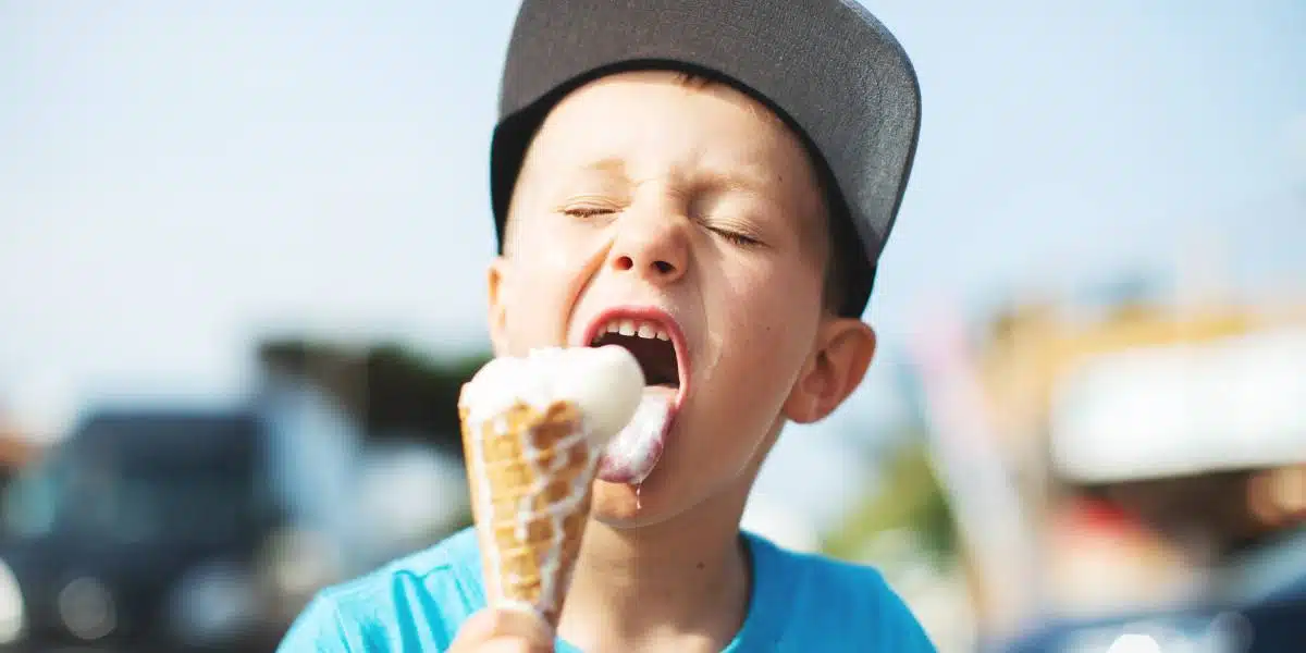 กินไอติม