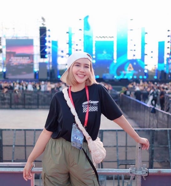 ขวัญ พิมพ์อัปสร เมนต์ปริศนาเตือนที่เดินพ่อ