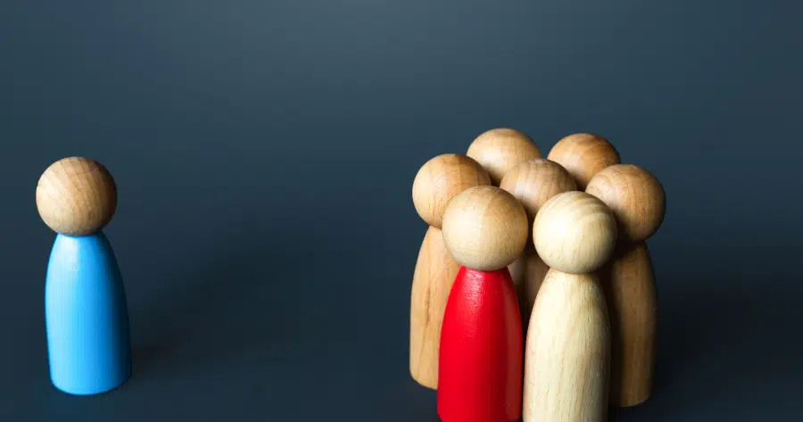 ตรรกะวิบัติ ประเภทความเห็นอิงกระแส