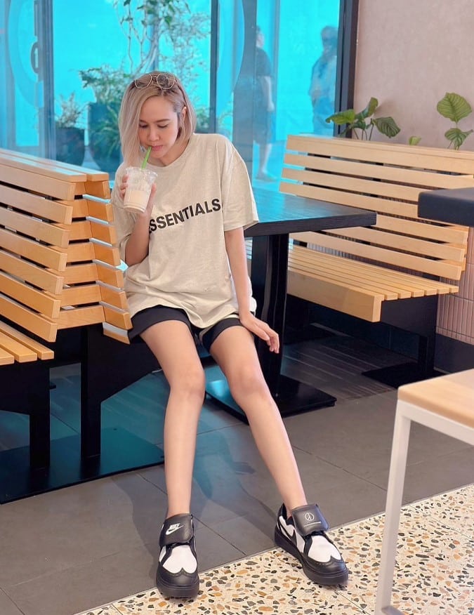 ลูกสาว สรพงศ์ ชาตรี