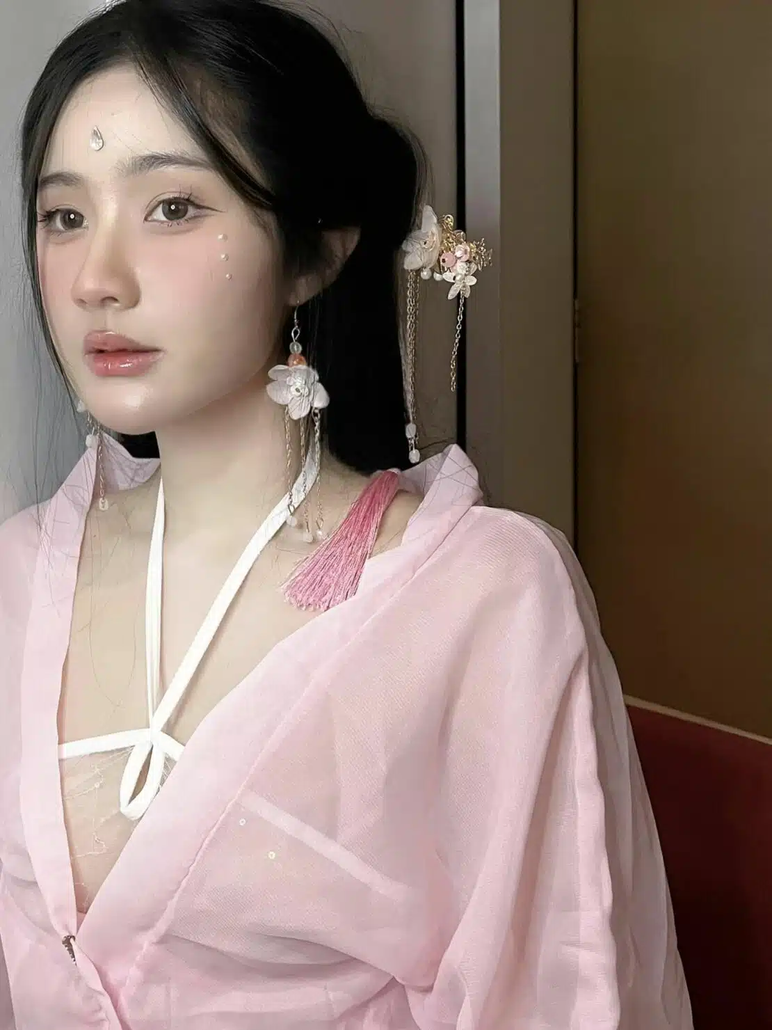 ตุลย์ จบจากสาธิตมหาวิทยาลัยเกษตรศาสตร์