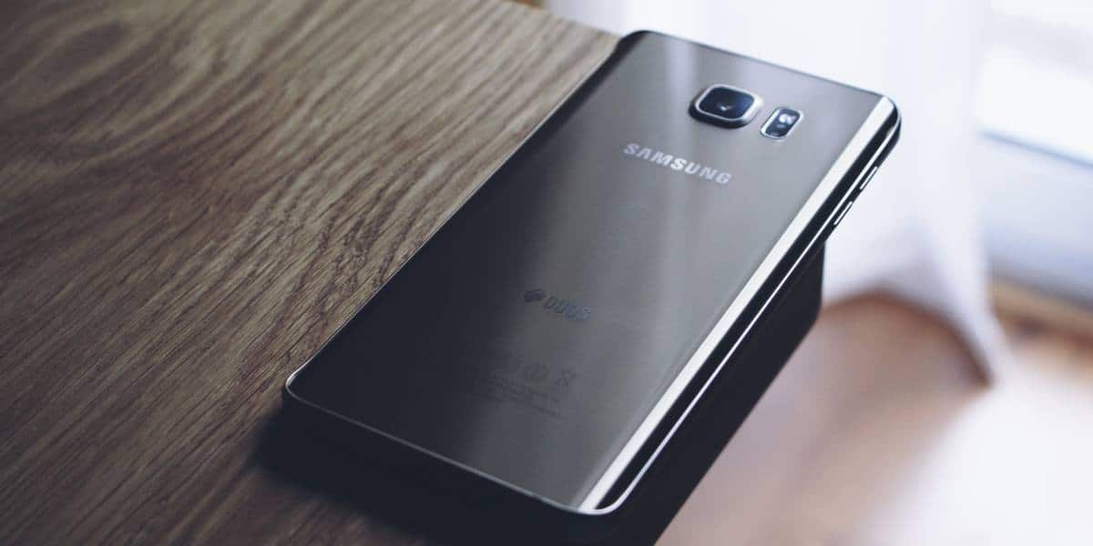 รุ่นมือถือ Samsung ได้อัปเดต One UI 7.0