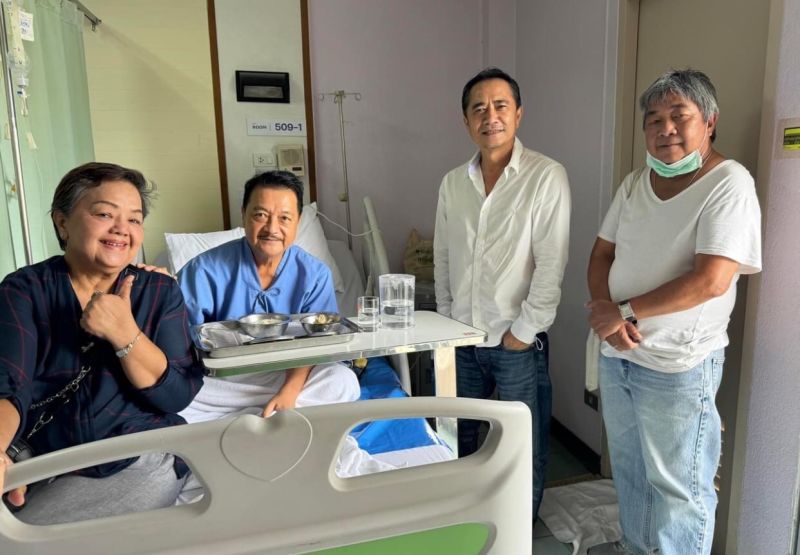 เพื่อนร่วมวงการ แห่ให้กำลังใจ ตู่ พงศนารถ หลังถูกนำตัวส่งโรงพยาบาล