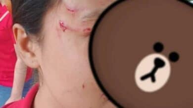 พนักงานขนส่งสาวถูกตบกลางสนามบิน