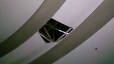 วิศวกรสาวเดินตกทะลุฝ้า กลางห้างดังพัทยา ขณะสำรวจโครงเหล็ก