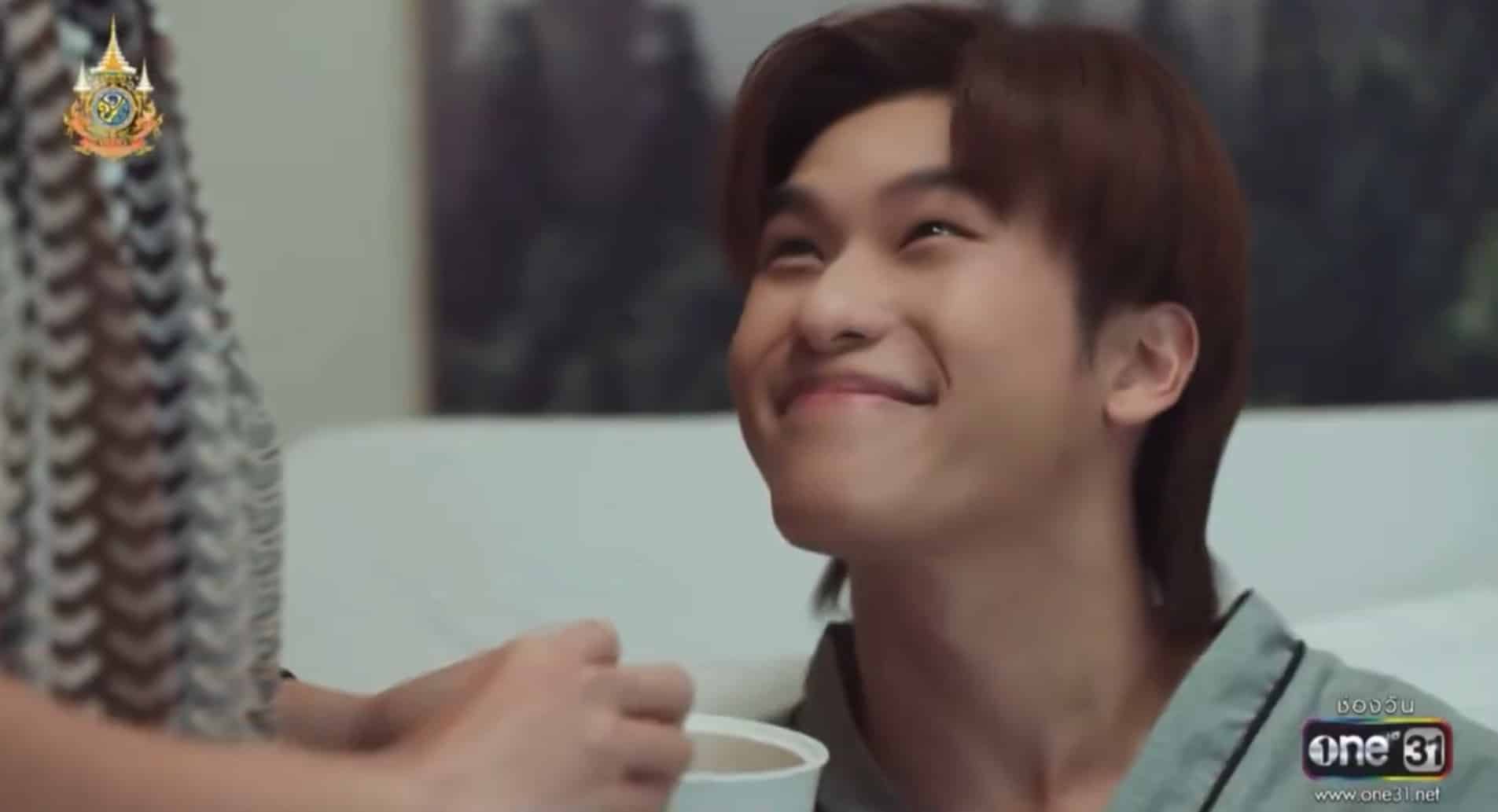 ออฟโรด รับบท วี ใน Century of Love