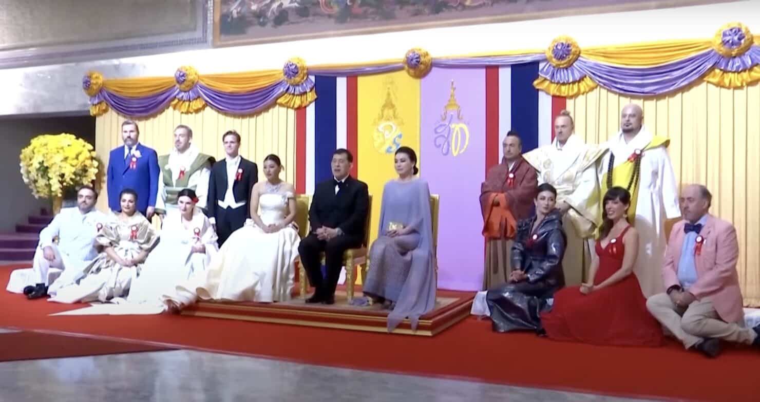 ในหลวง พระราชินี ทรงฉายพระรูปร่วมกับนักแสดงมาดามบัตเตอร์ฟลาย