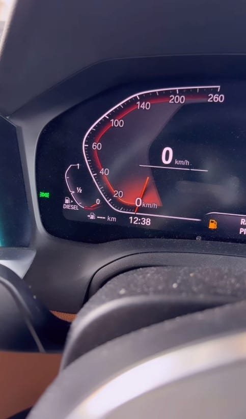 ระบบรถยนต์แจ้งเตือนน้ำมันหมด วิ่งได้ 0 กิโลเมตร