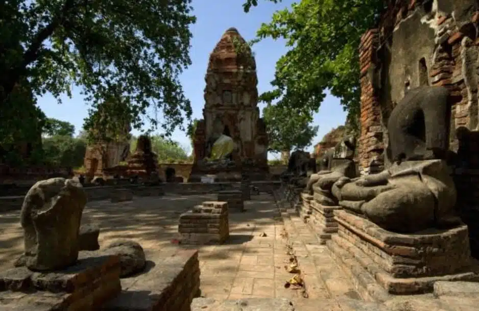 วัดมหาธาตุ ที่เที่ยวใกล้โรงแรมเซ็นทาราอยุธยา 2567