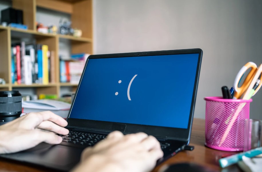 วิธีแก้จอฟ้า BSOD วินโดว์ ด้วยวิธีแคชบอท CrowdStrike