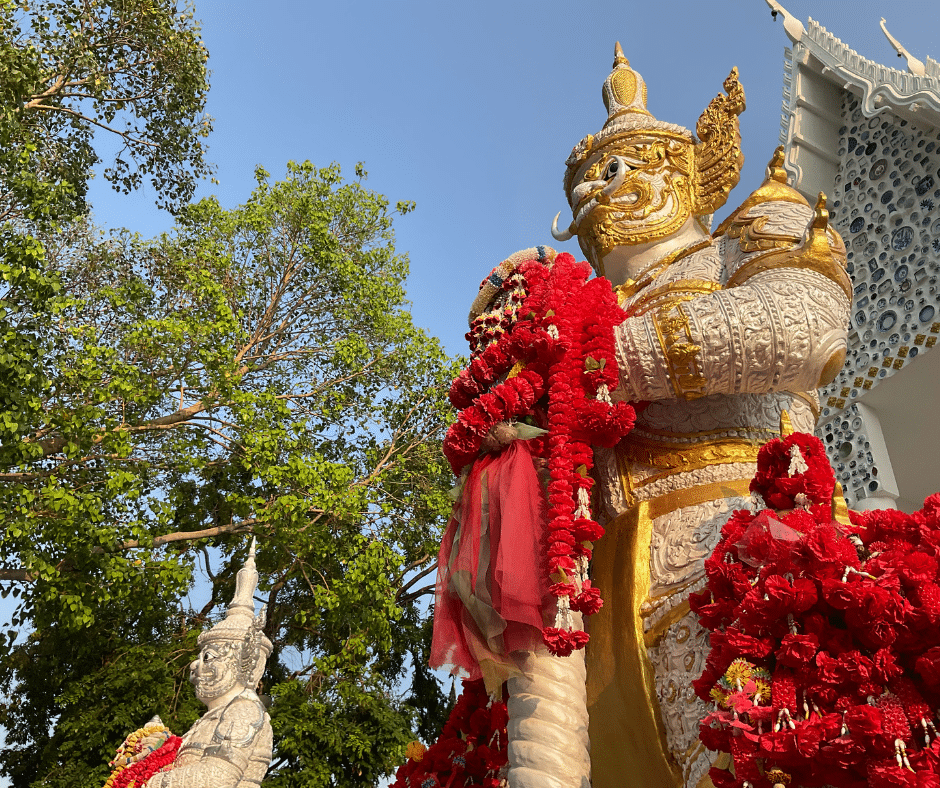 ท้าวเวสสุวรรณ เมทพแห่งโชถลาภการเงิน และปกป้องคุ้มครอง ที่คนนิยมไปขอพร