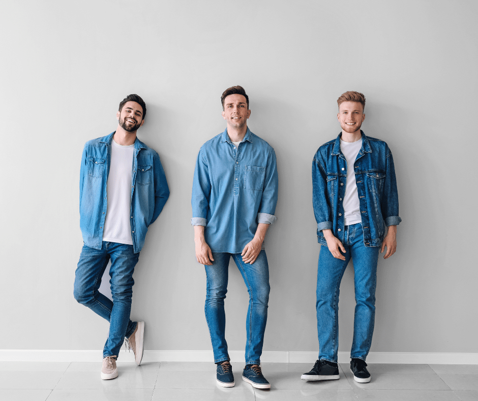 ผู้ชายแต่งตัวด้วยเสืิ้อยีนและกางเกงยีนส์