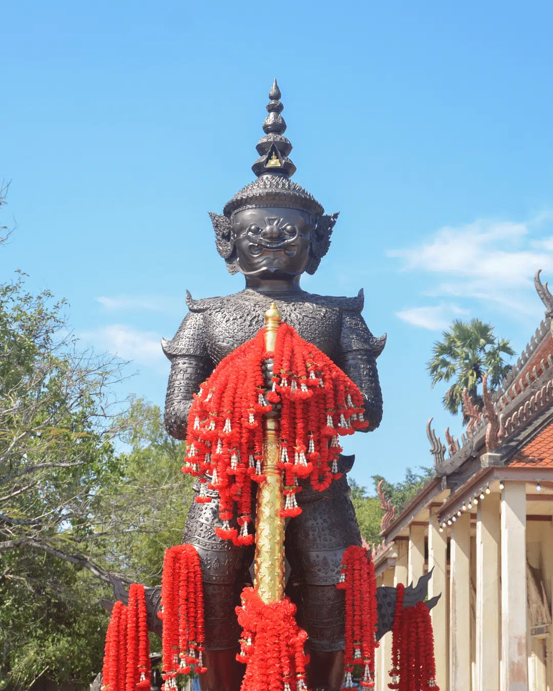 ไหว้ท้าวเวสสุวรรณ วันประตูนรกเปิด