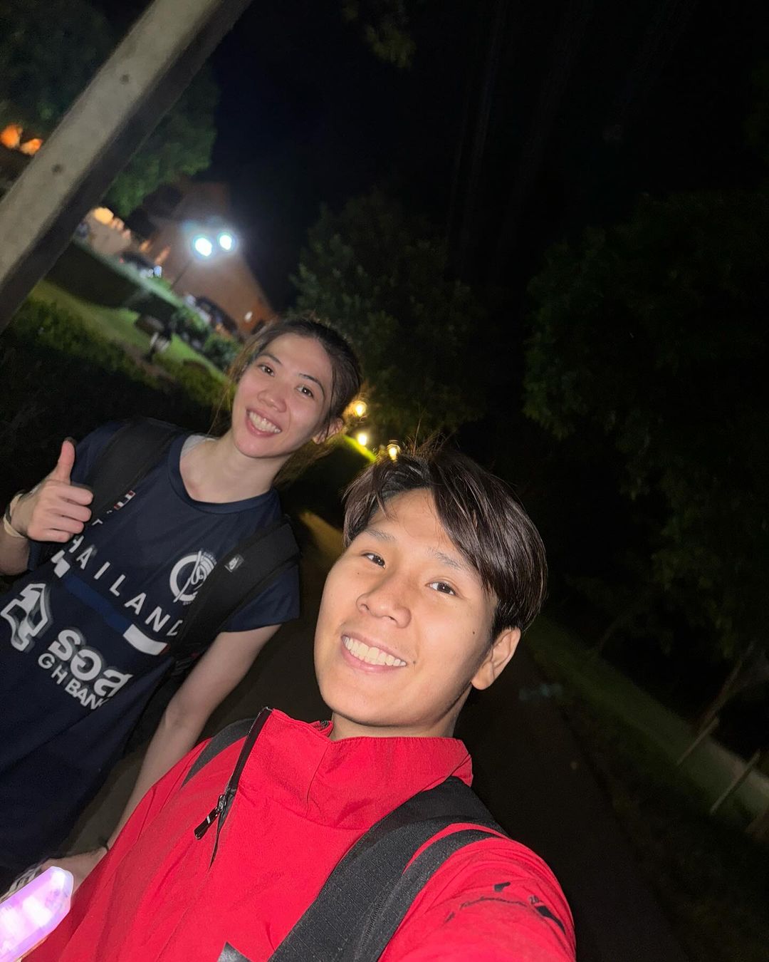 จูเนียร์ ถ่ายรูปคู่กับเทนนิส