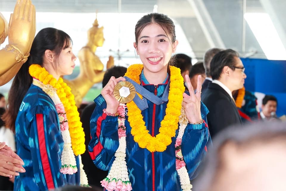 เทนนิส พาณิภัค