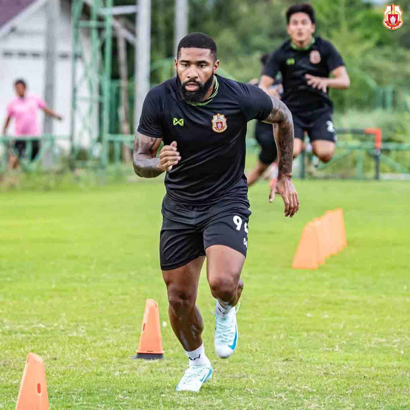 ดูบอลสด ไทยลีก เมืองทอง ลำพูน