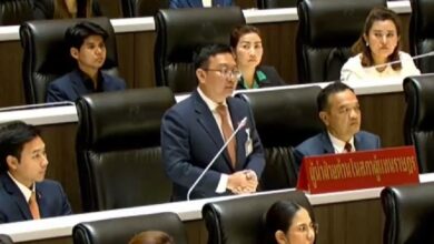 ชัยธวัช หลั่งน้ำตา ยุบพรรคก้าวไกล