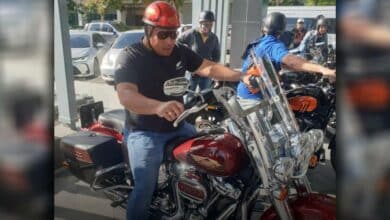 ท่านอ้น ออกทริปกับกลุ่มเพื่อนนักบิด