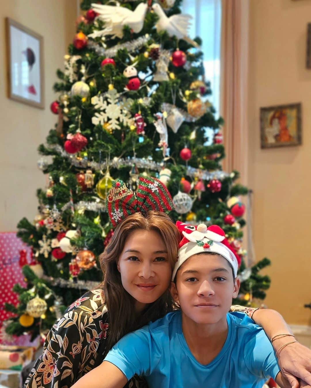 ลูกเกด เมทินี กับน้องสกาย ลูกชายหัวแก้วหัวแหวน