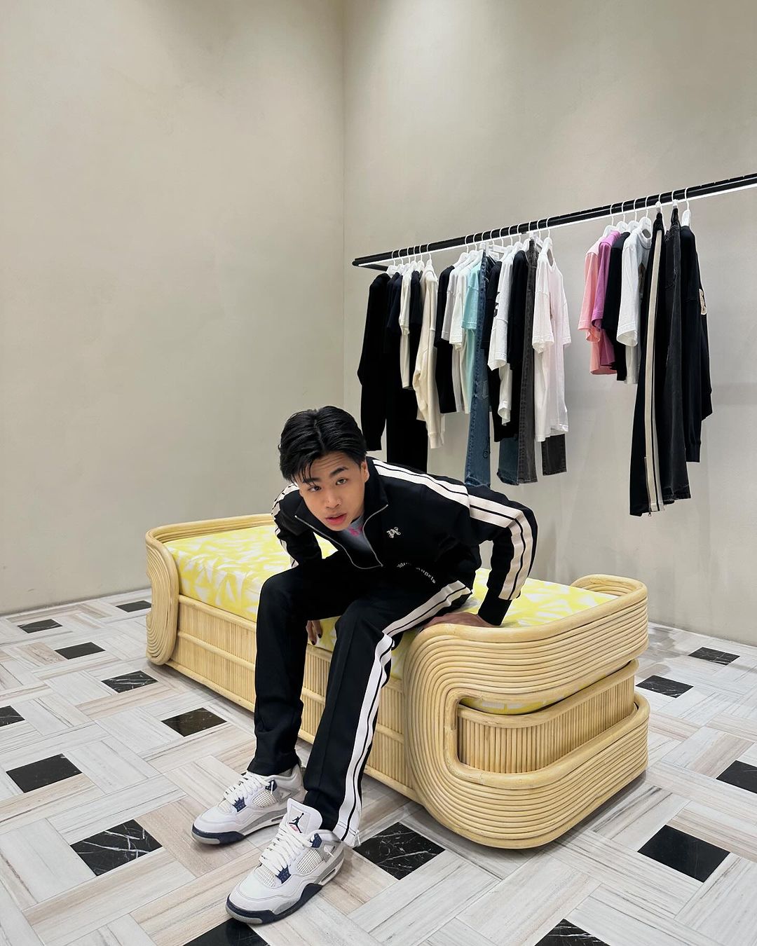 ค่ายเพลงเก่าคู่กรณี ยอมถอนฟ้อง สไปร์ท แร็ปเปอร์ยอดกตัญญู แล้ว