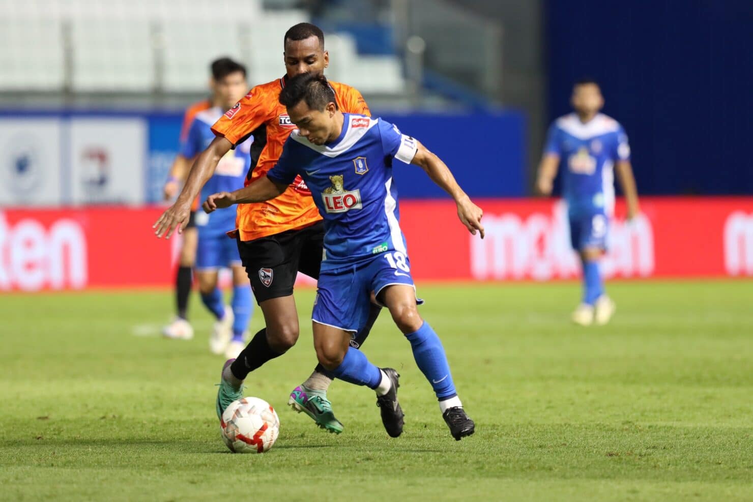 ผลฟุตบอล รีโว่ ไทยลีก บีจี ปทุม เชียงราย