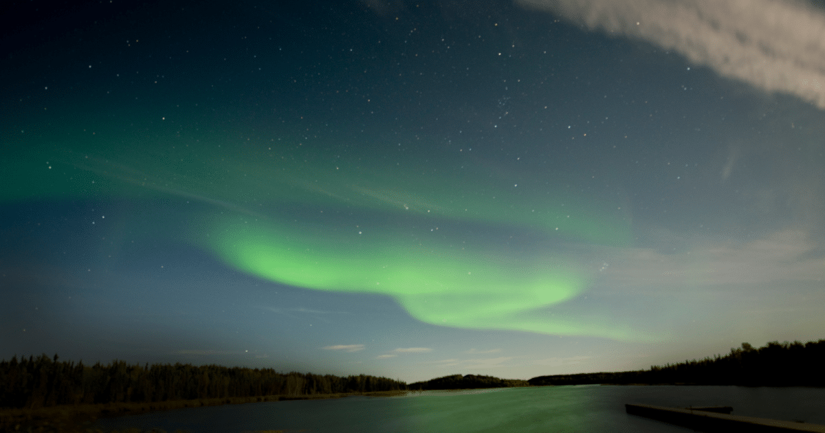 Yellowknife เมืองที่ได้ชื่อเป็นสถานที่ ที่สวยที่สุดสำหรับการชมแสงเหนือ