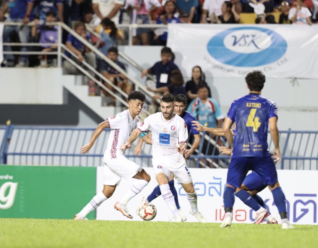 ผลฟุตบอล รีโว่ ไทยลีก ระยอง เอฟซี การท่าเรือ