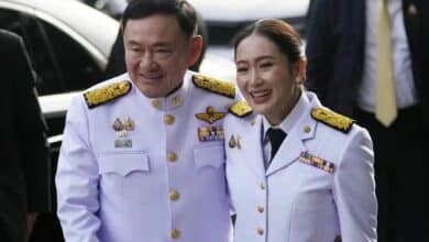 แพทองธาร ชินวัตร ถอดถอนนายกคนที่ 31