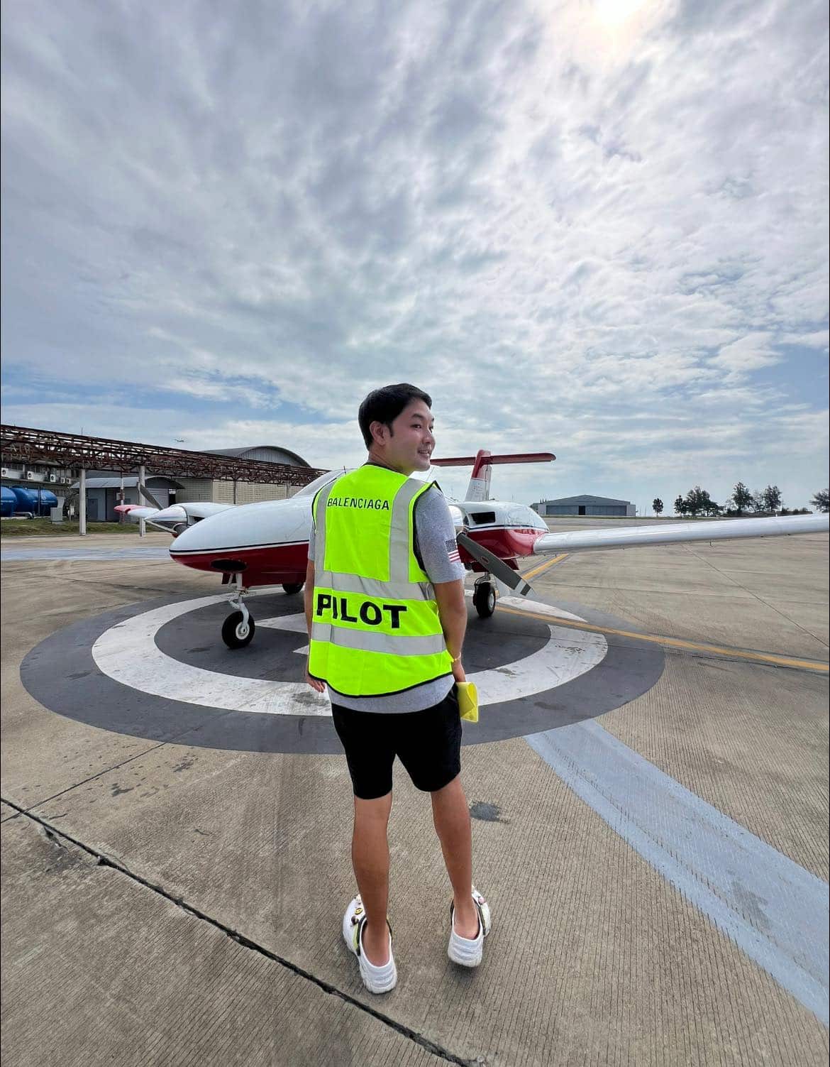 เจ้าของเพจ บินนั่น เจอนี่ I've been