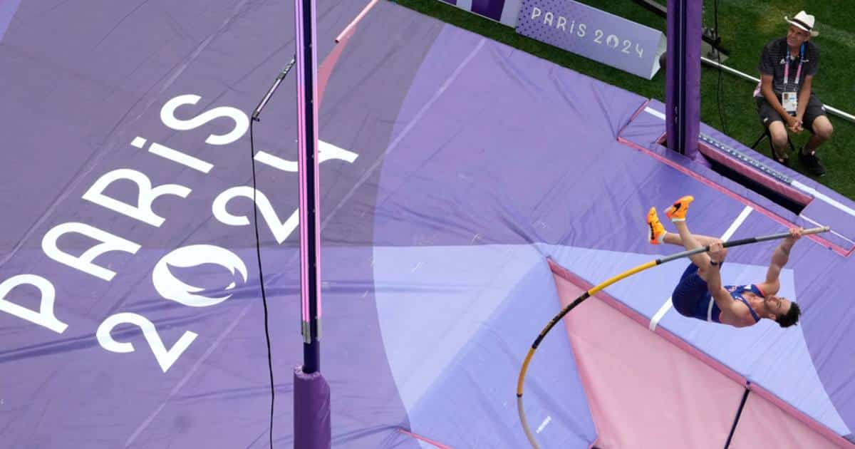 เส้นทางของ แอนโธนี แอมมิราติ สู่นักกีฬากระโดดค้ำถ่อ