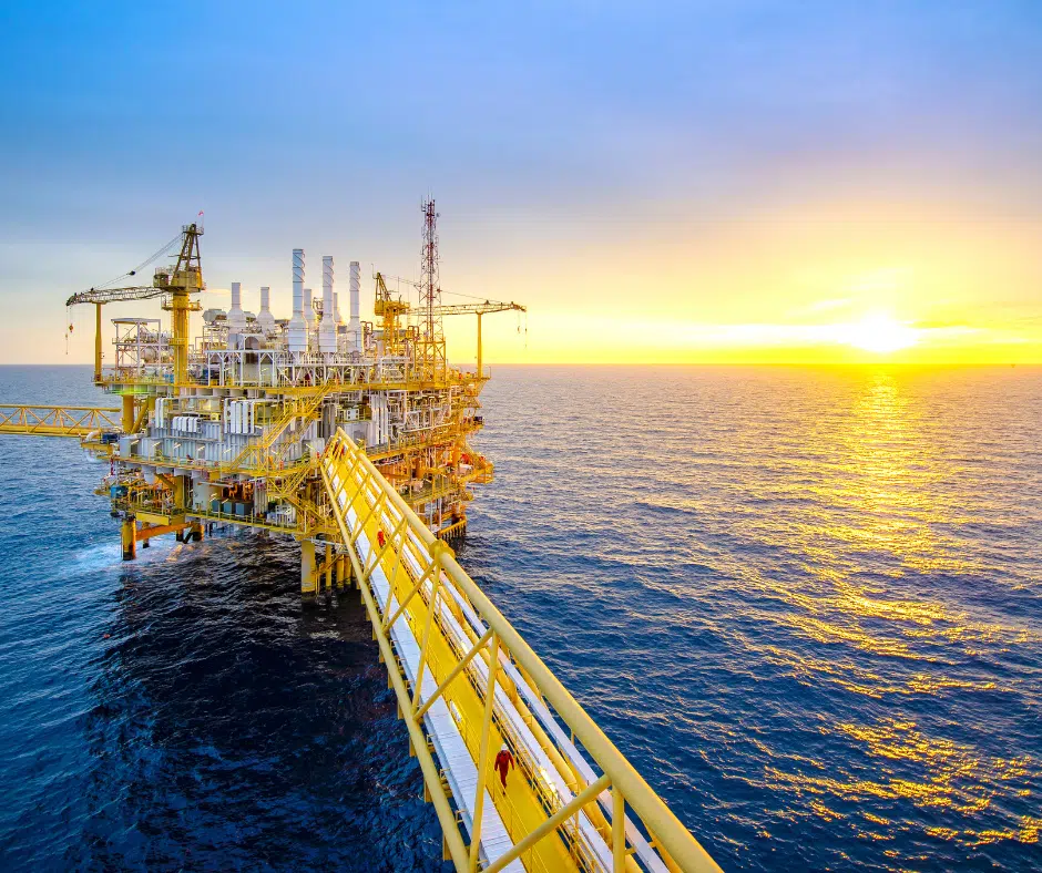 แท่นขุดเจาะน้ำมัน (1)