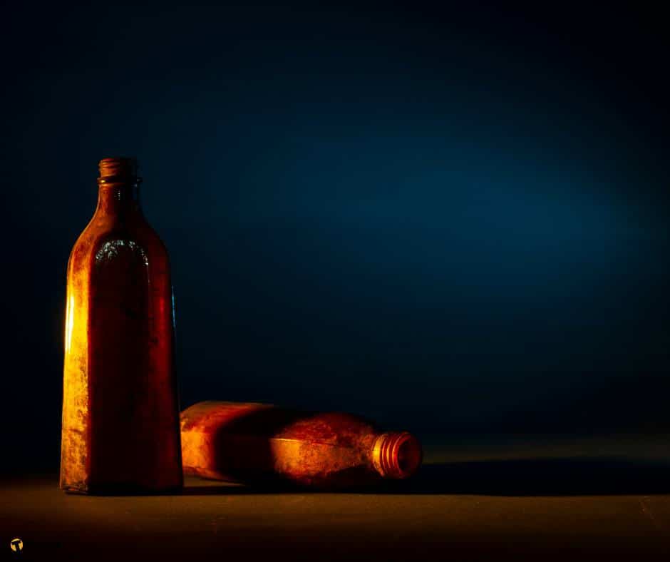 ขวดน้ำทรงโบราณ ใช้ในการเก็บน้ำแสงจันทร์