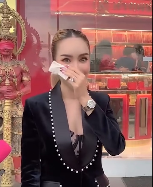 ตั๊ก กรกนก เดินหน้าสร้างวัด และทำบุญต่อ หากเสร็จเรื่องจะขอไปอยู่วัดสักพัก