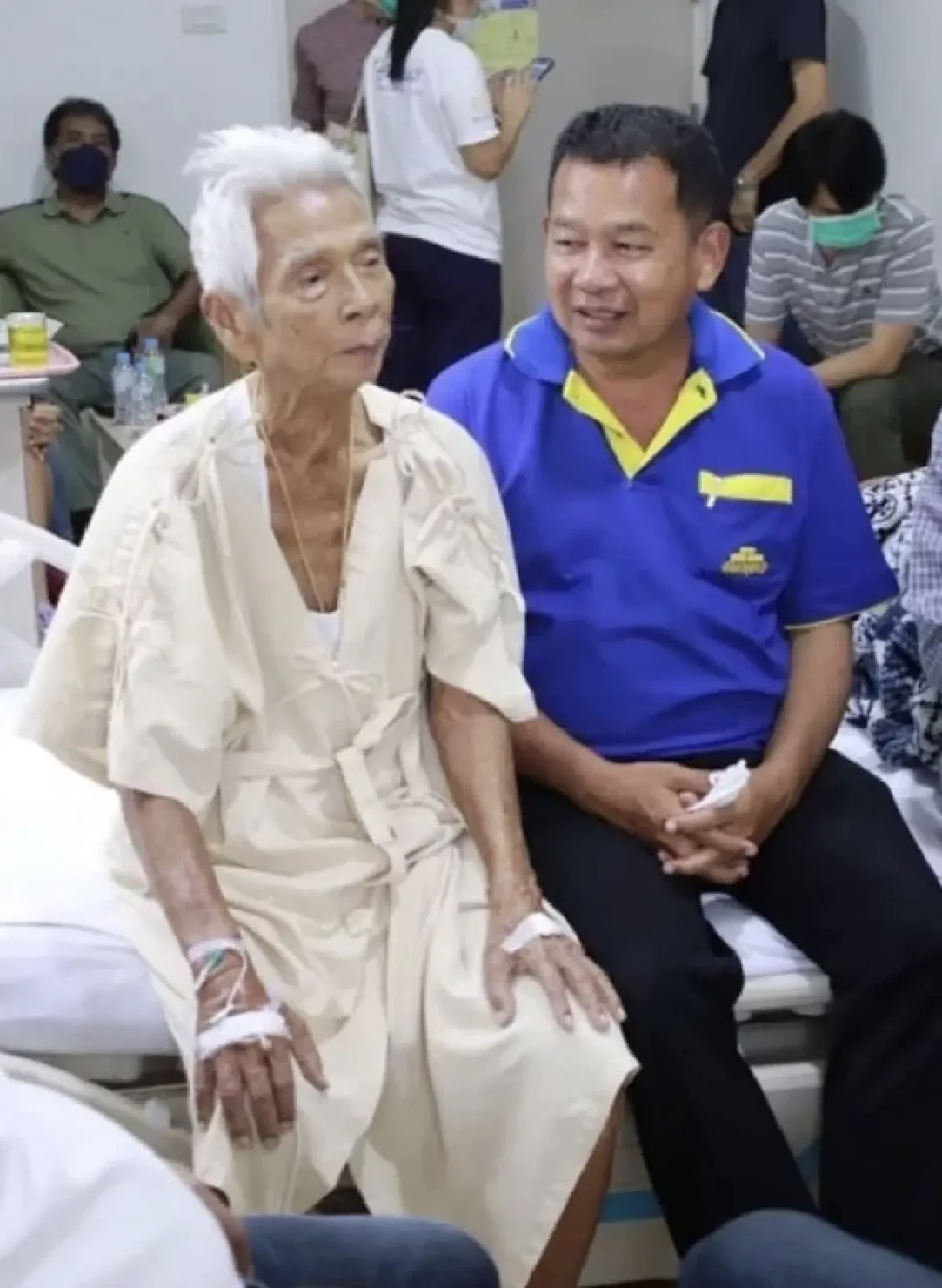 ฉลอง ภักดีวิจิตร เข้าโรงพยาบาลเมื่อปี 2566