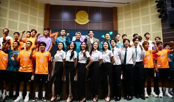 โตโน่ ภาคิน เกษตรศาสตร์ เอฟซี