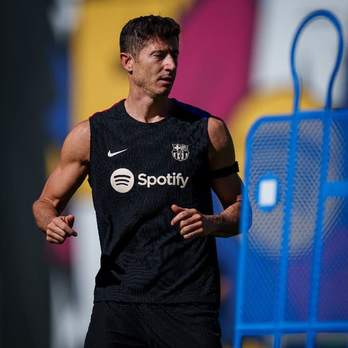 ลาลีกา 2024/25 โอซาซูน่า บาร์เซโลน่า