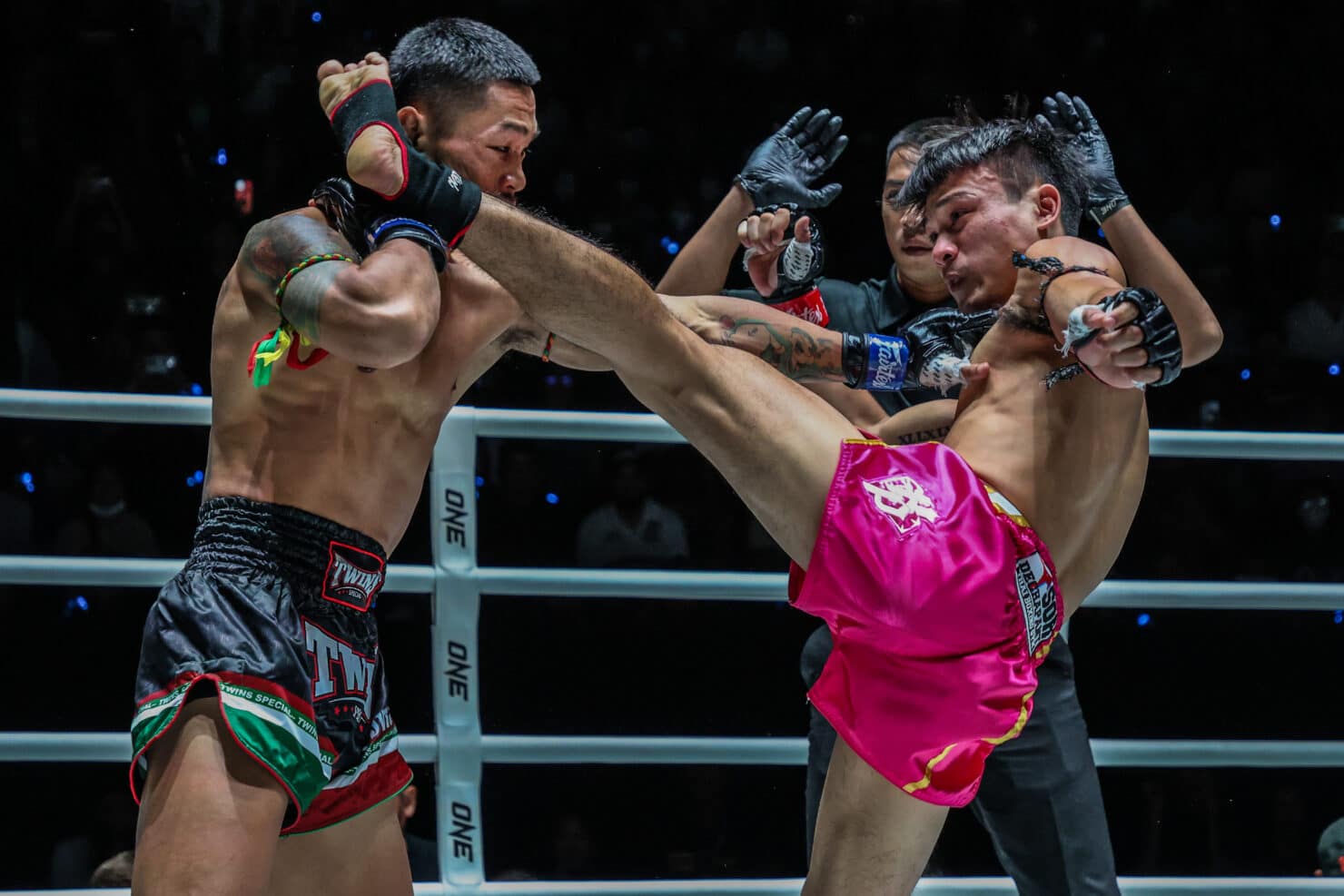 ONE ลุมพินี 81