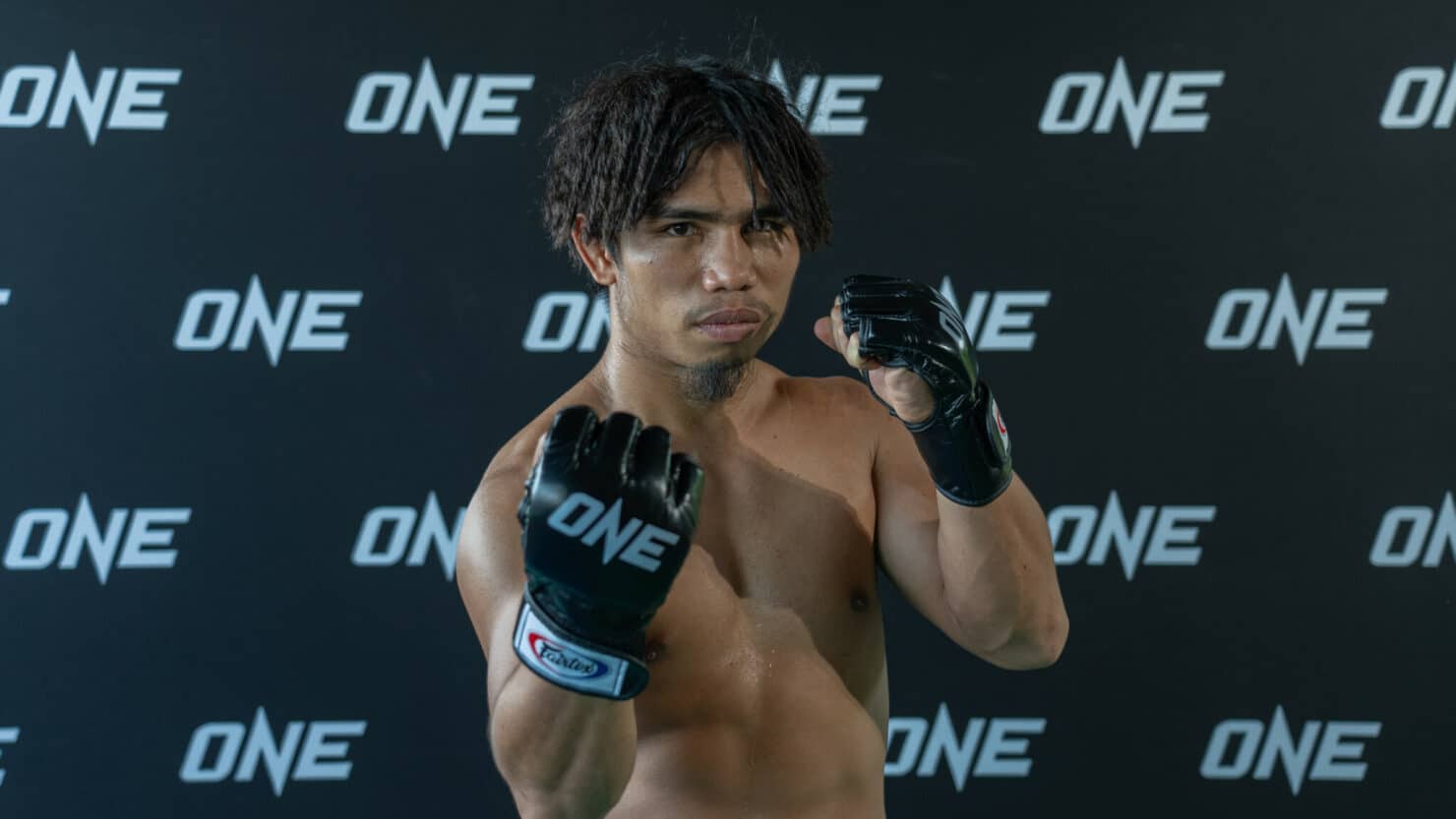 ONE ลุมพินี 81