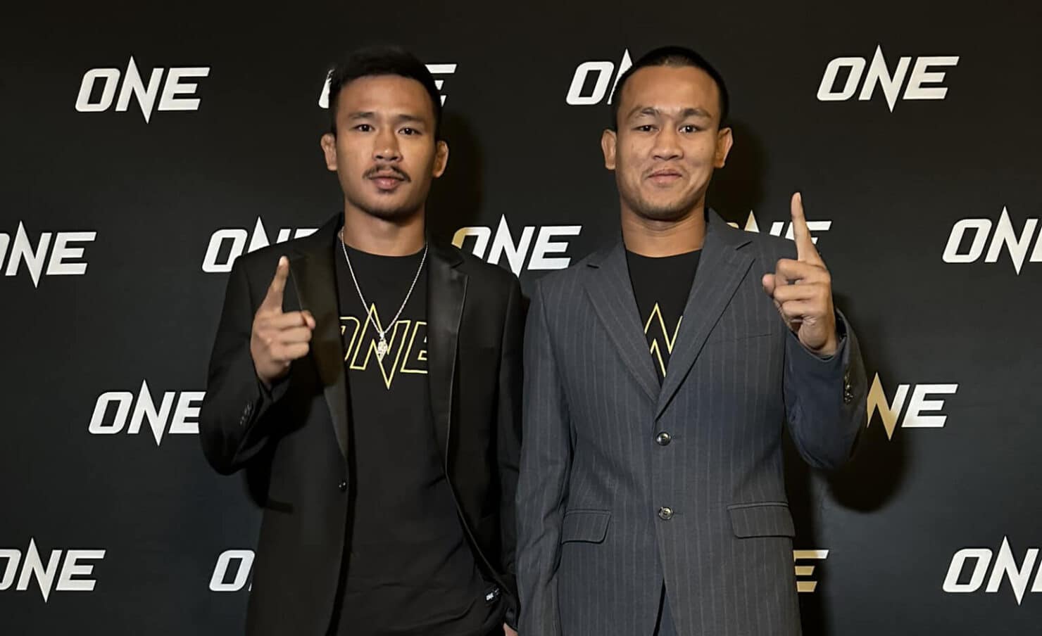 ONE 168 รถถัง ซุปเปอร์เล็ก