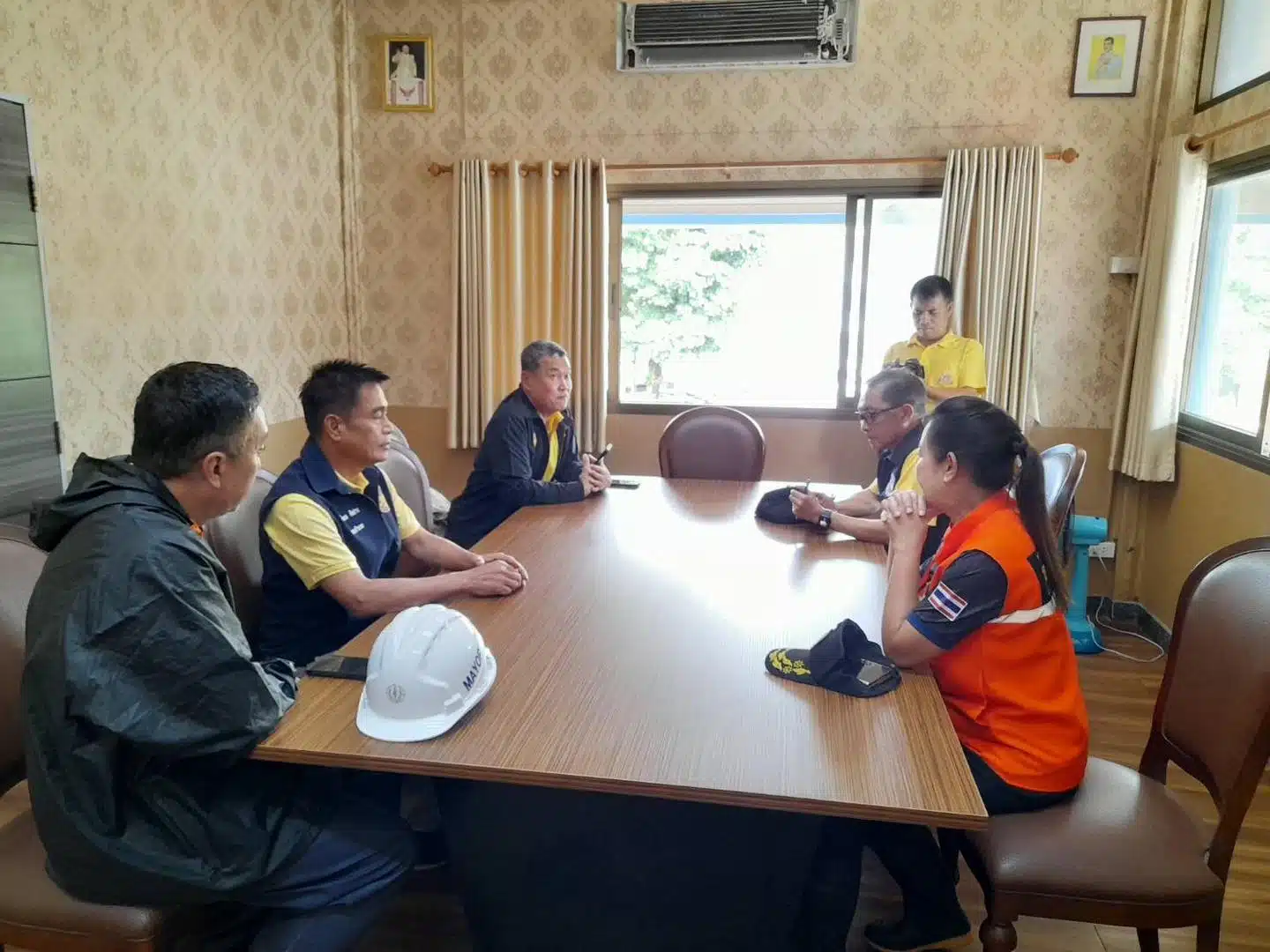 ปลัดกระทรวงมหาดไทย ผู้ว่าราชการจังหวัดเชียงราย นายกองค์การบริหารส่วนจังหวัดเชียงราย นายอำเภอแม่สาย และเจ้าหน้าที่หน่วยงานที่เกี่ยวข้องลงพื้นที่ ติดตามสถานการณ์